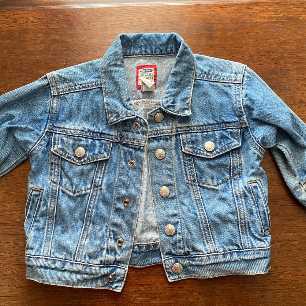 Old Navy 90s style denim Jacket